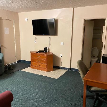 Matador Motel Drayton Valley Экстерьер фото