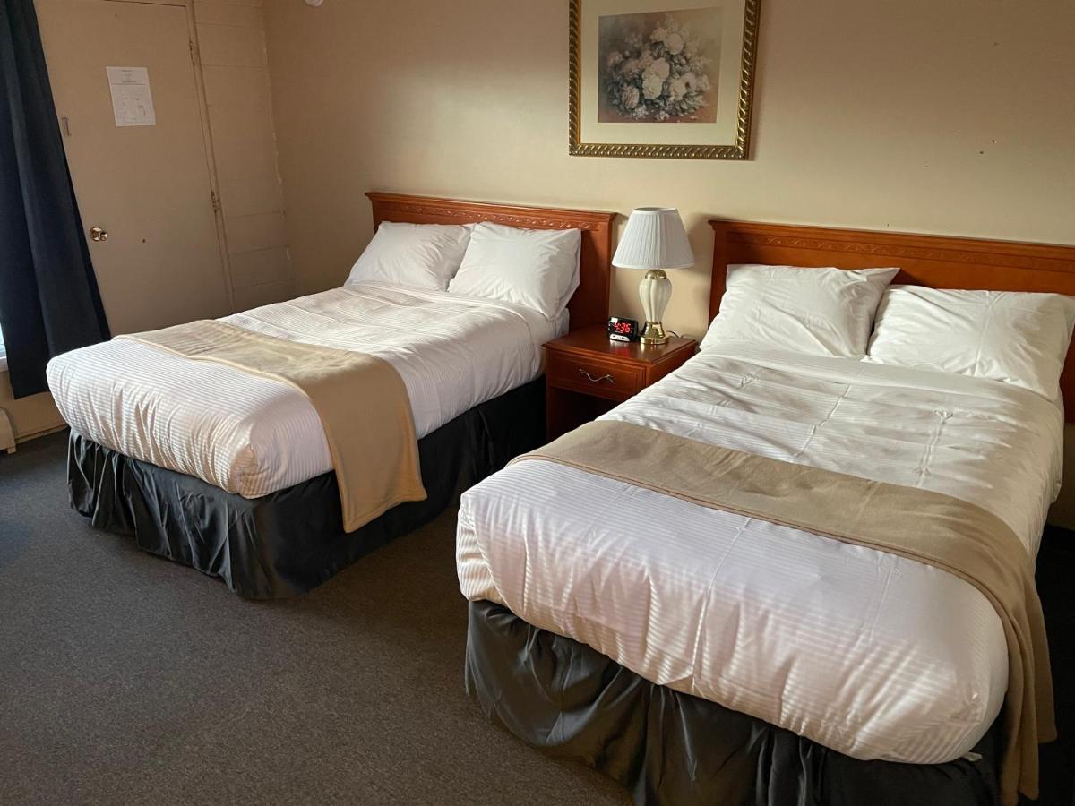 Matador Motel Drayton Valley Экстерьер фото