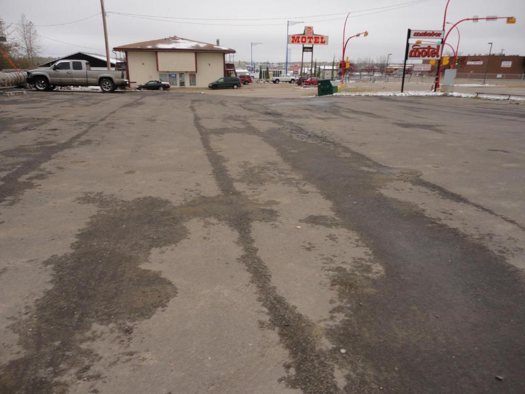 Matador Motel Drayton Valley Экстерьер фото