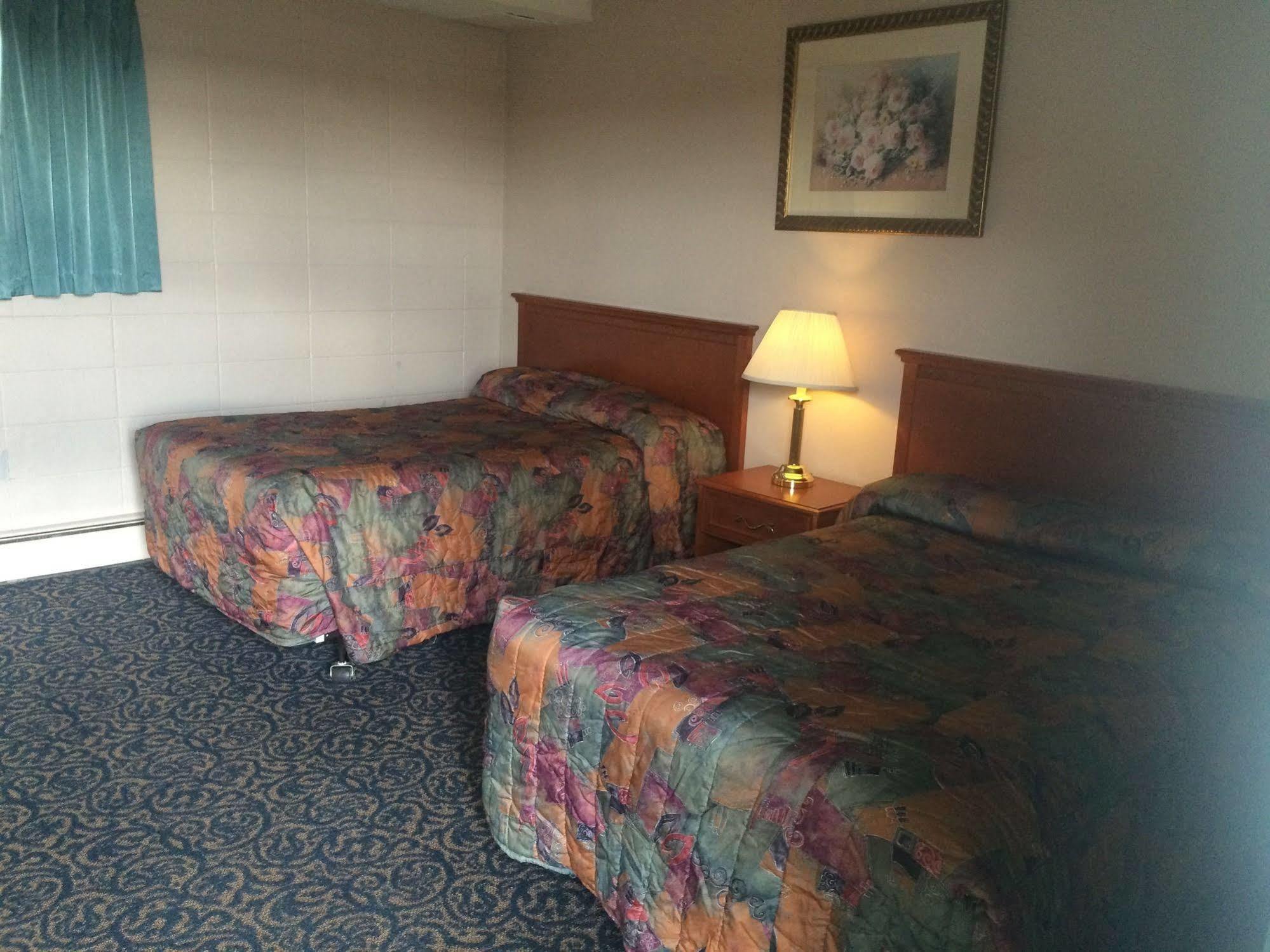 Matador Motel Drayton Valley Экстерьер фото